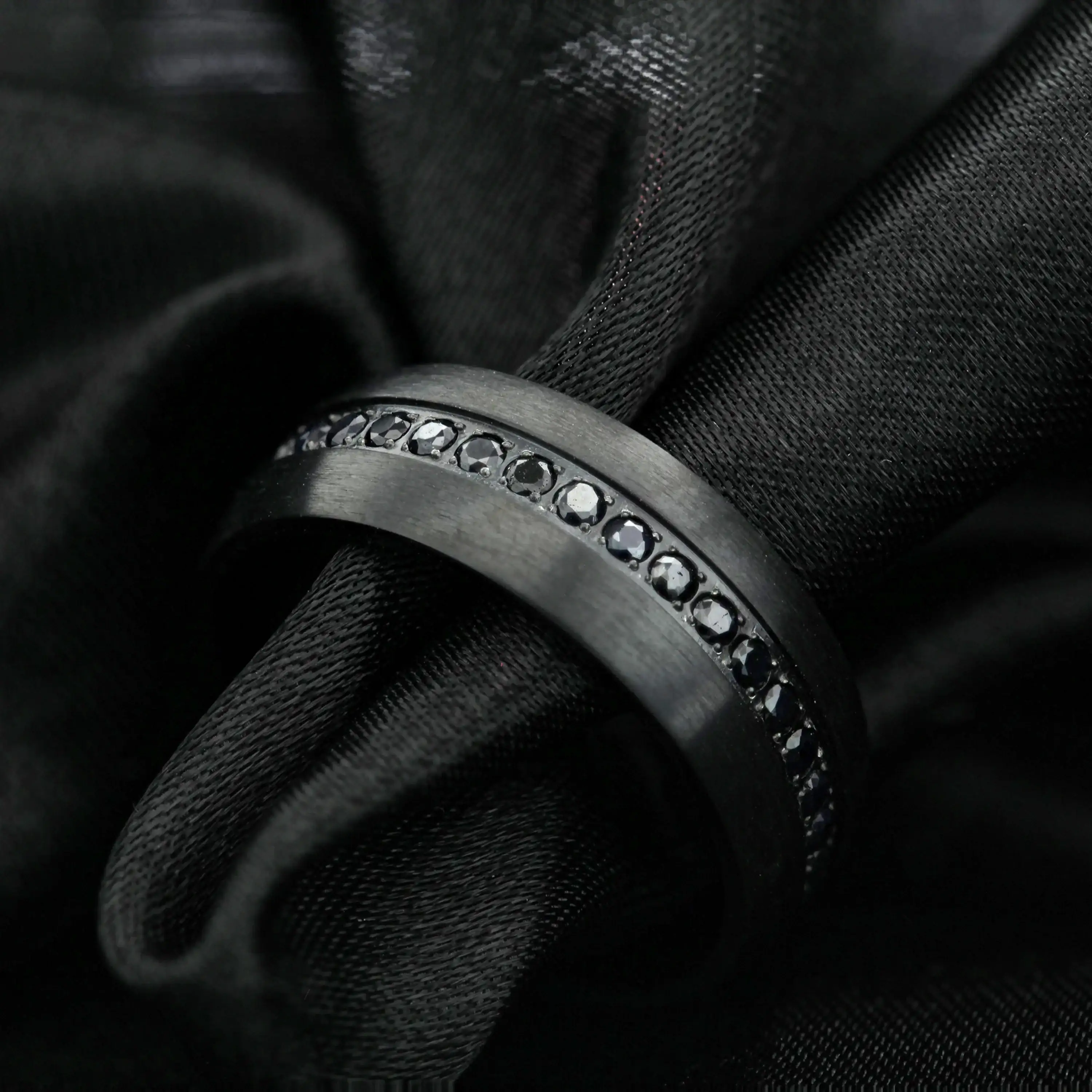 TALON Black Titanium Ring with Black Sapphires - 6mm - 8mm - Image 6
